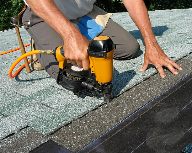 Best Commercial Roof Installation  in Moxee, WA